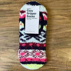 NWT - Old Navy Women's Cozy Gripper Socks OS